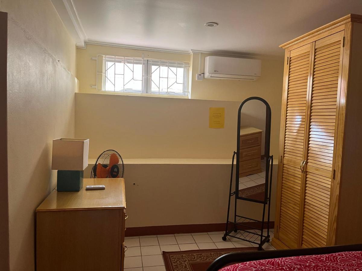 Tete Comforts Roseau Exterior photo